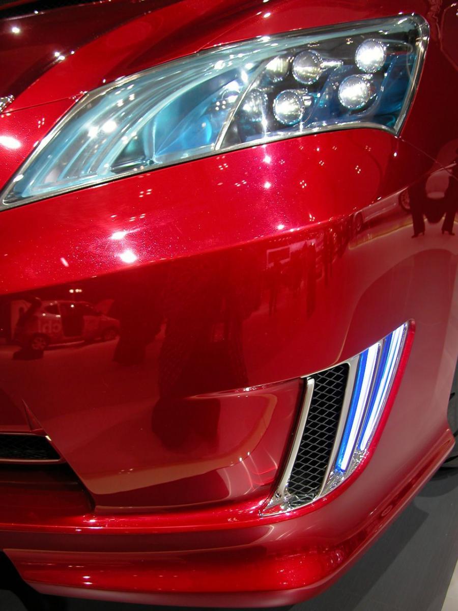  Subaru Exiga Concept 2007 года  (фото 2 из 44)